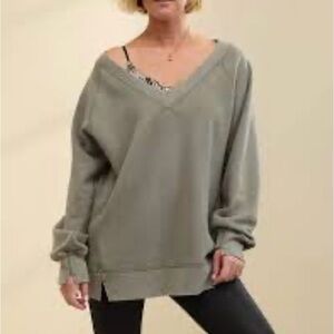Aerie Olive V-Neck Sweatshirt M